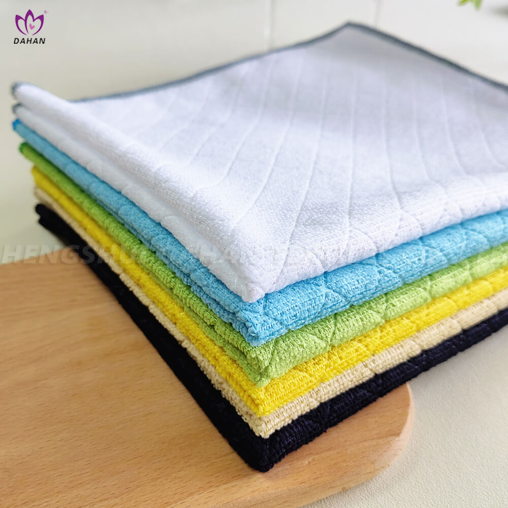 Microfiber embossing kitchen towel.